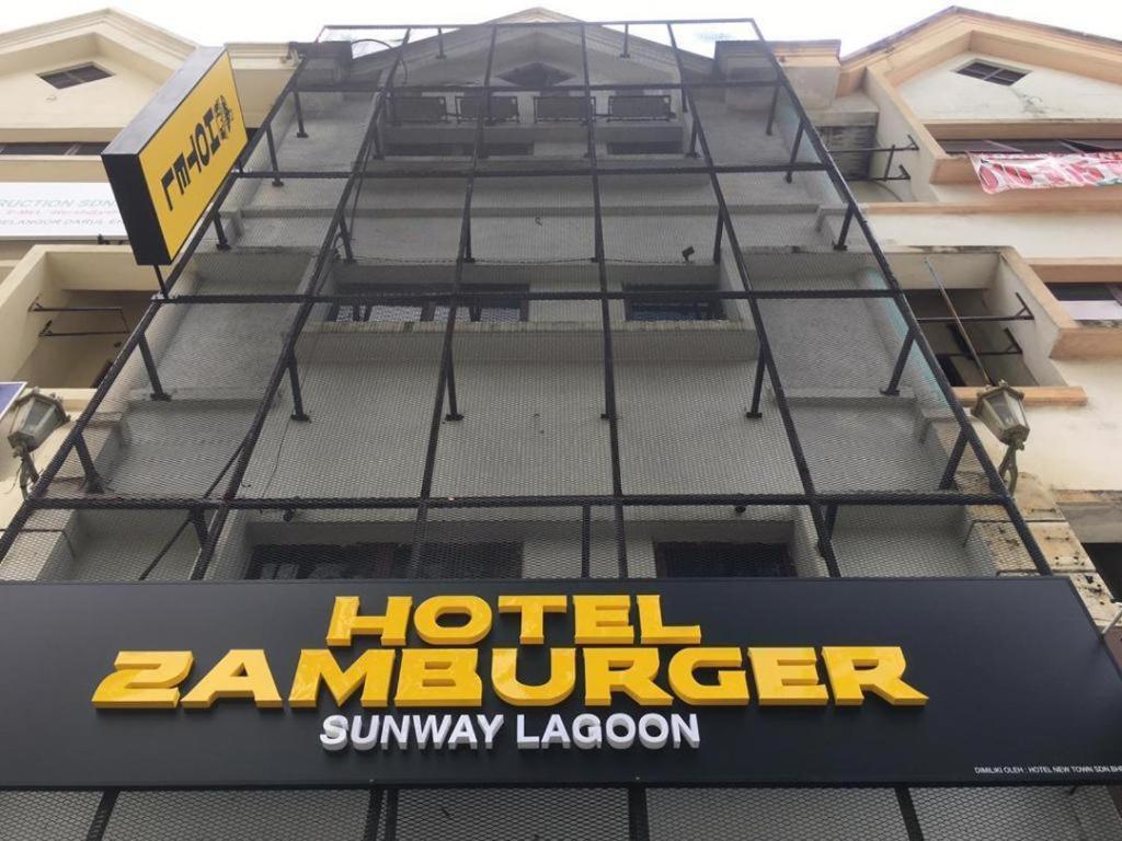 Hotel Zamburger Zamway Lagoon بيتالينغ جايا المظهر الخارجي الصورة